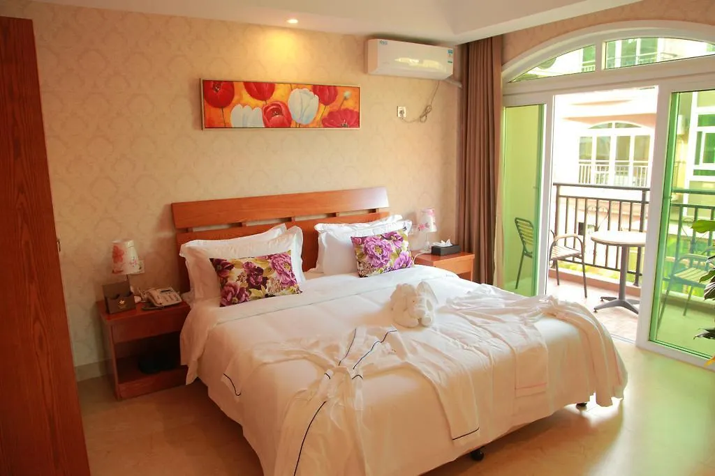 Phoenix Villa Hotel Sanya 3*,