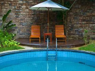 Phoenix Villa Hotel Szanja
