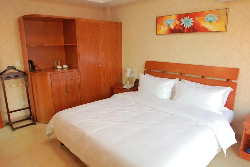 Phoenix Villa Hotel Σανυά 3*,